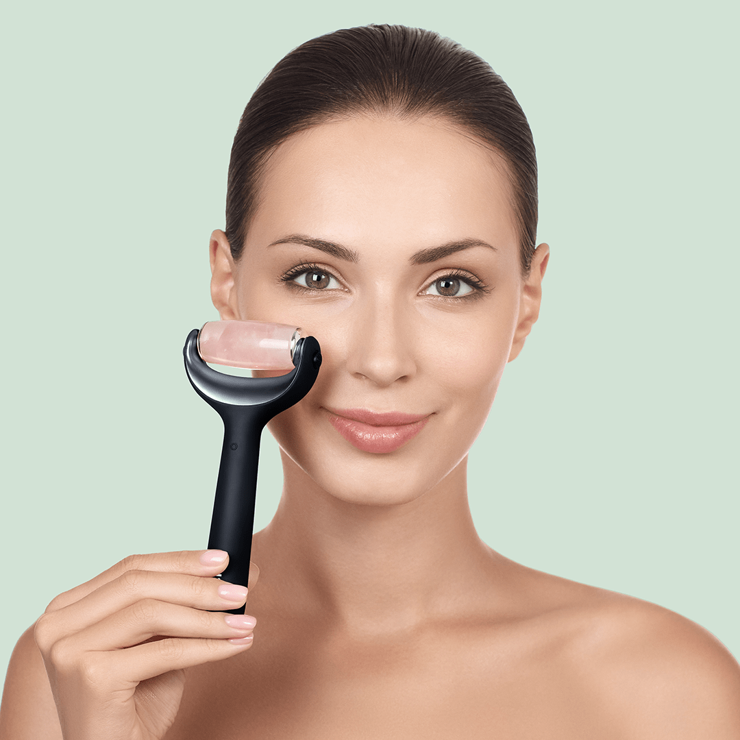 microneedle-face-body-roller-9in1-black-model