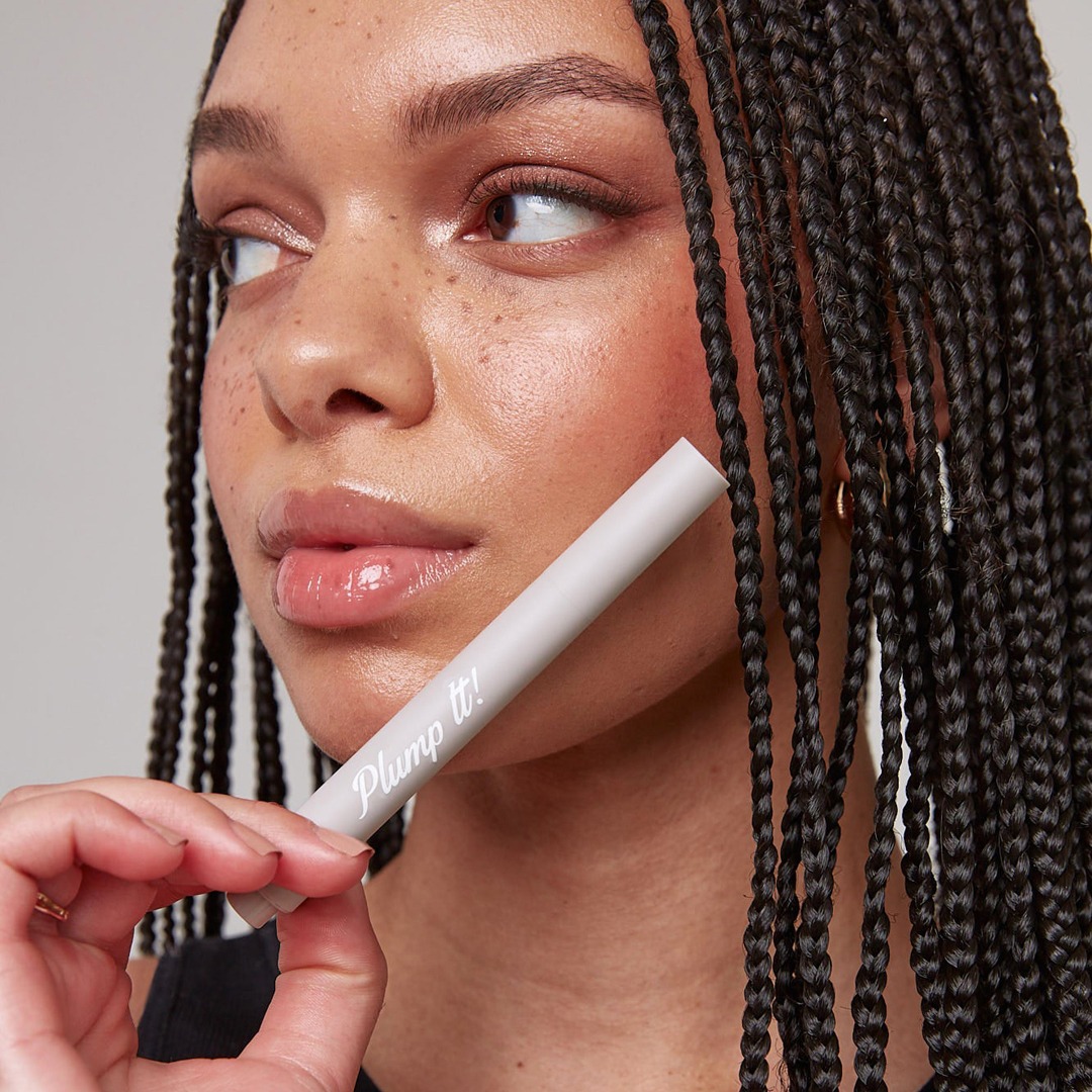 PlumpItCosmetics3057__EDITED_8deb8a75-132f-4a22-8733-35e6d5d6f3e3-2