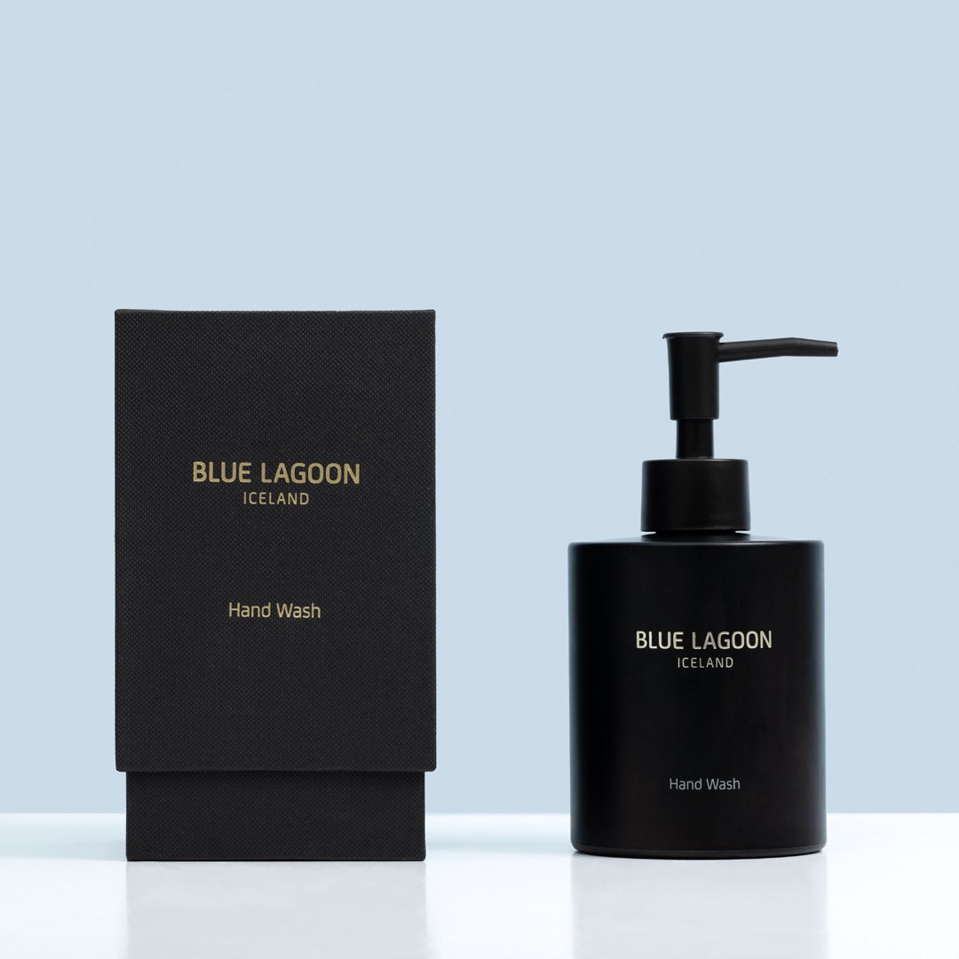 BL2C05F_handwash_300ml_lifestyle - 6