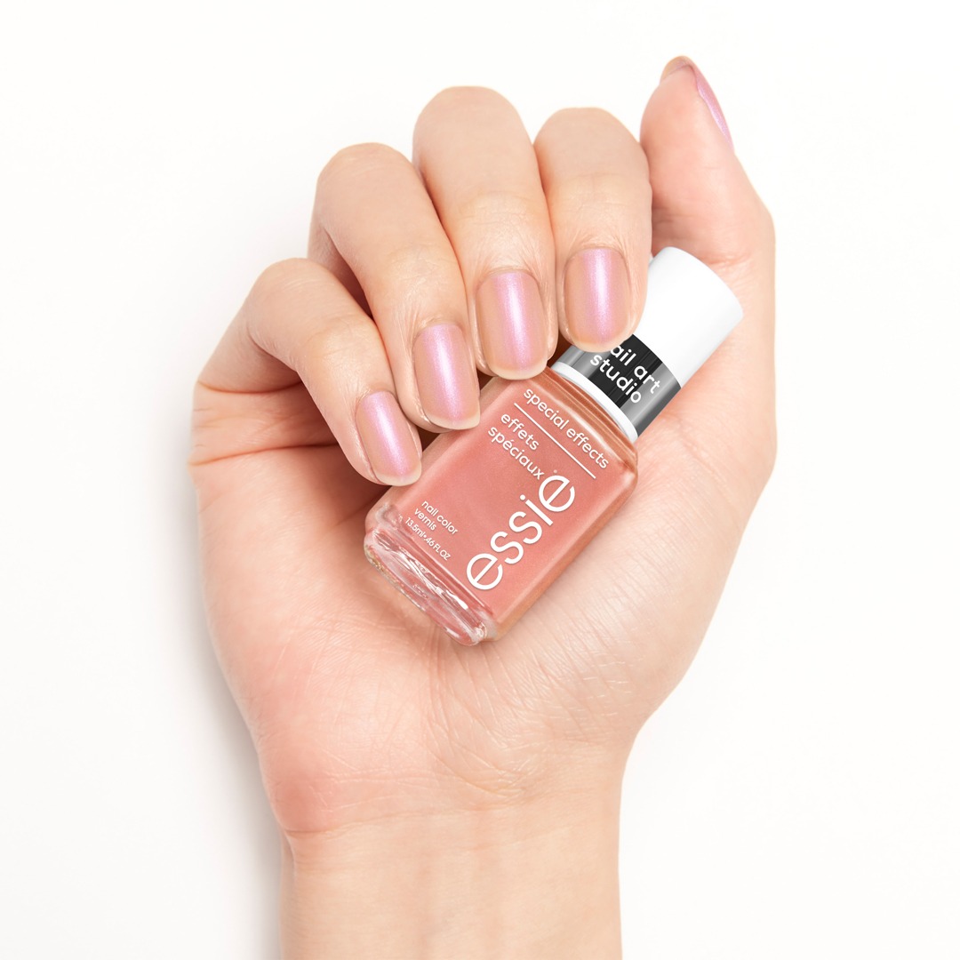 essie-nail-polish-liquid-sunrise-095008063683-AV32