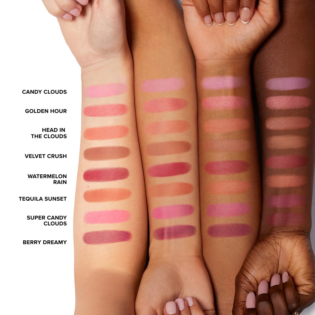 Too Faced - Cloud Crush Blurring Blush (fleiri litir) - Image 4